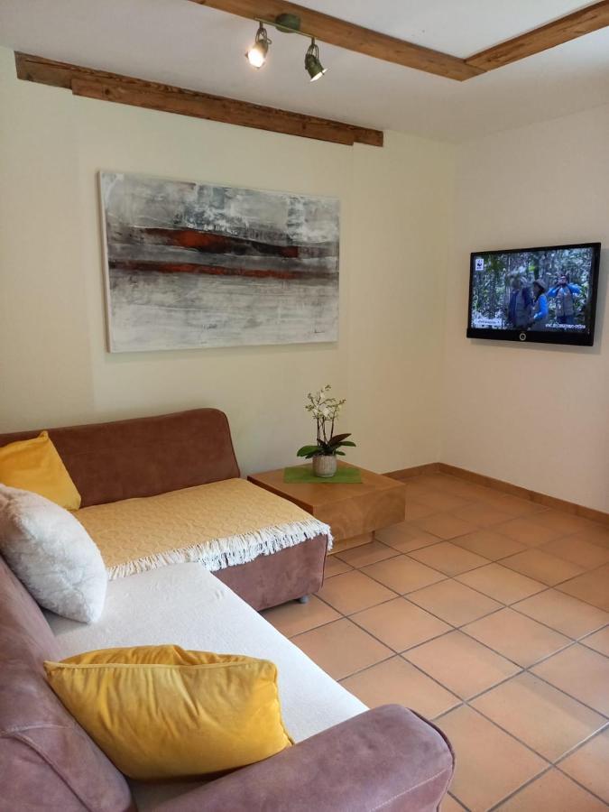 Aparthaus Am Walde & Appartement Sonnenseite بارثولومابيرغ المظهر الخارجي الصورة