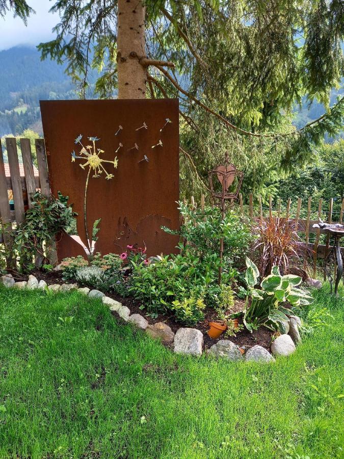 Aparthaus Am Walde & Appartement Sonnenseite بارثولومابيرغ المظهر الخارجي الصورة